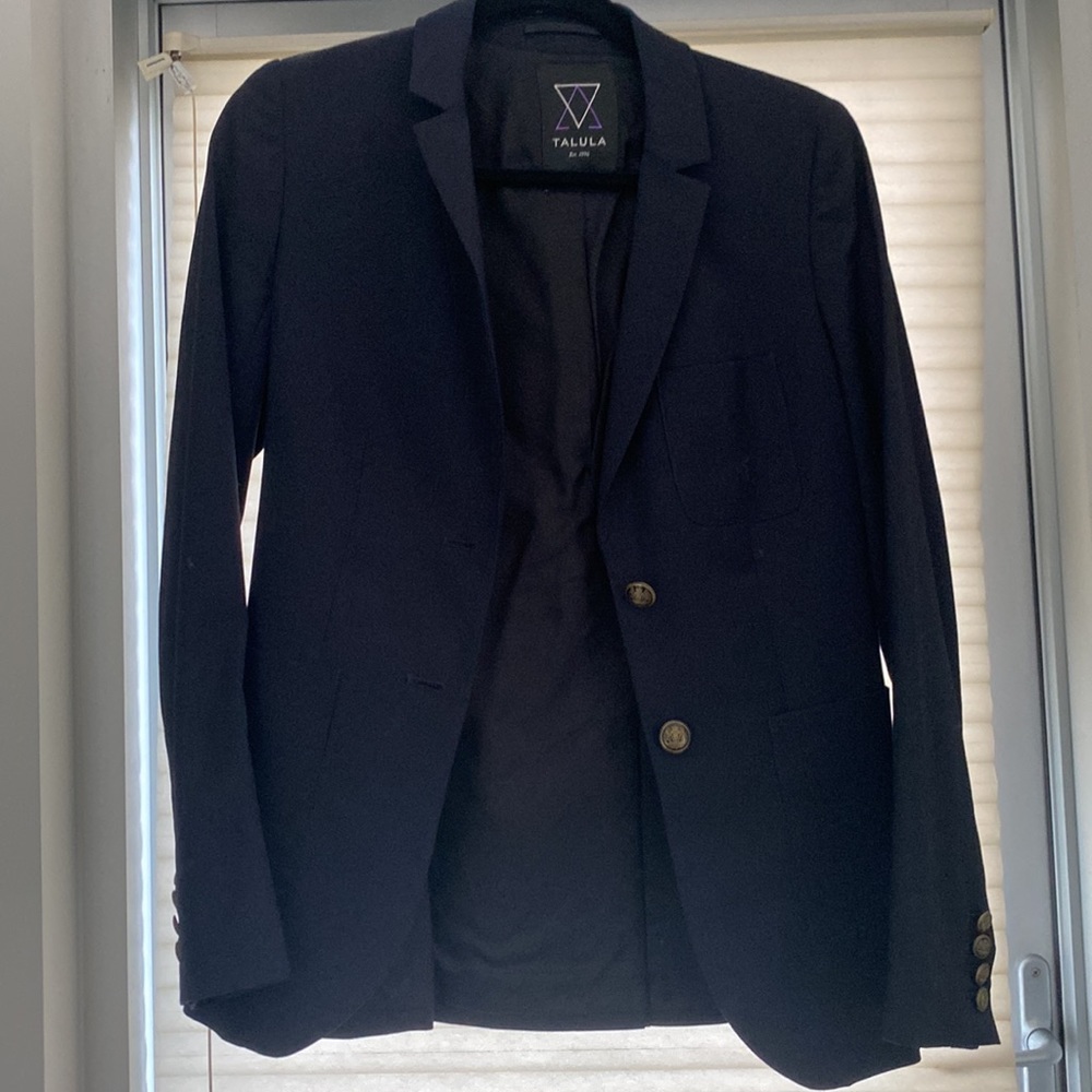 aritzia talula navy blazer size 2